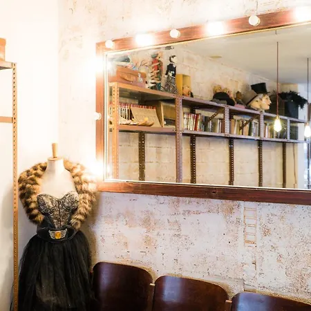 Pars Teatro Hostel (Adults Only)-2